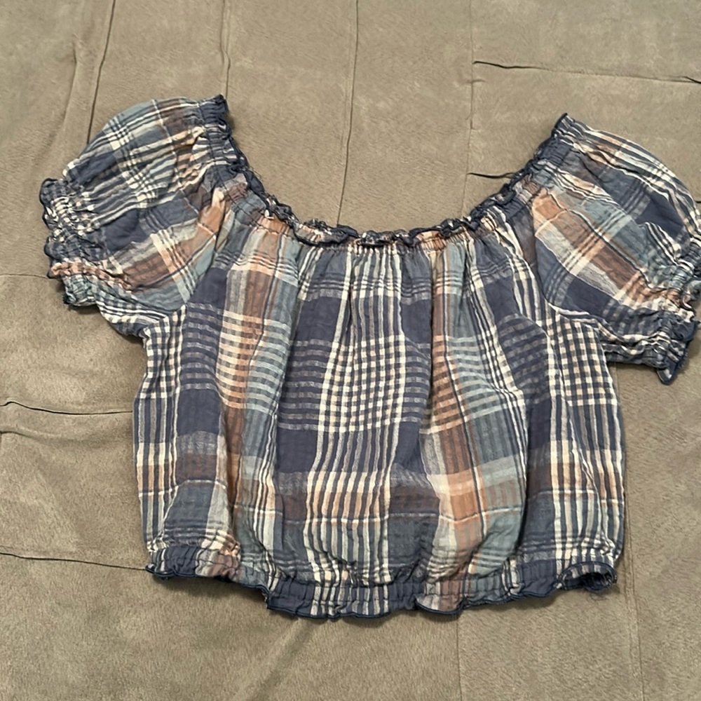 American Eagle Top Off Shoulder Ruffle pleated  sleeve Blue plaid sz XS